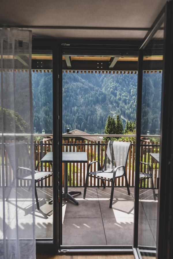 Tante Anna - Retreats Mit Weitblick Aparthotel Sankt Gallenkirch Exterior photo